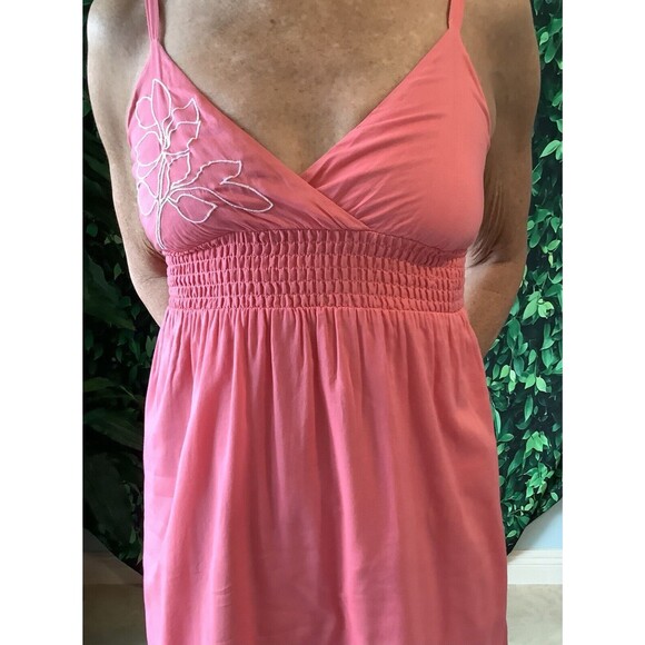 🌺 GAP Pink Embroidered Cotton Maxi Dress – Adjustable Straps, Size XS - Picture 5 of 9